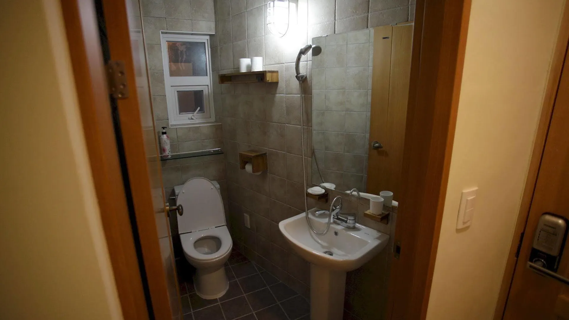 Kidari Guesthouse Busan