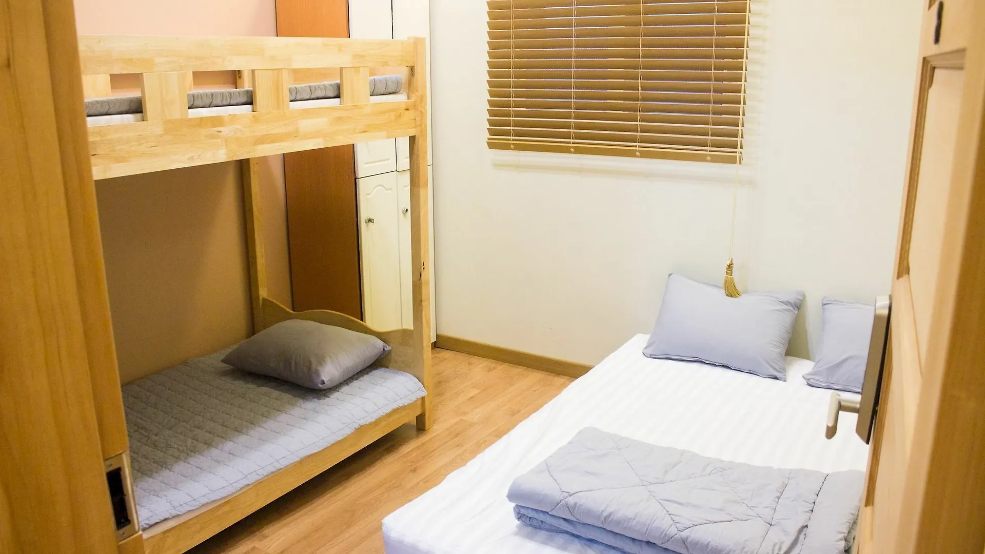 Kidari Guesthouse Busan South Korea